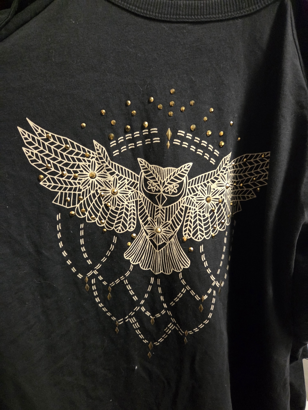 Torrid- Black, Cold-Shoulder Tee with Gold Owl Graphic